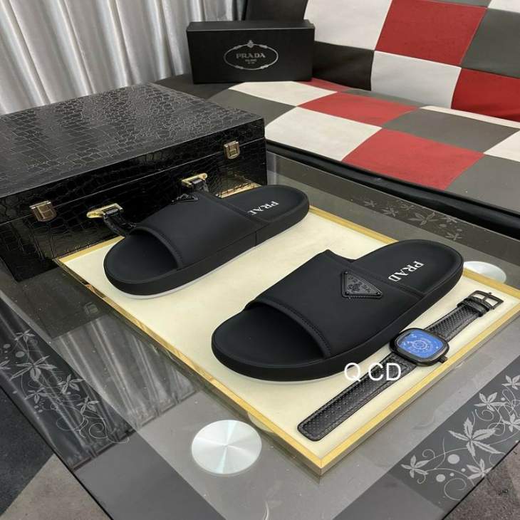 Picture of Prada Slippers _SKUPradasz38-45CD0607116